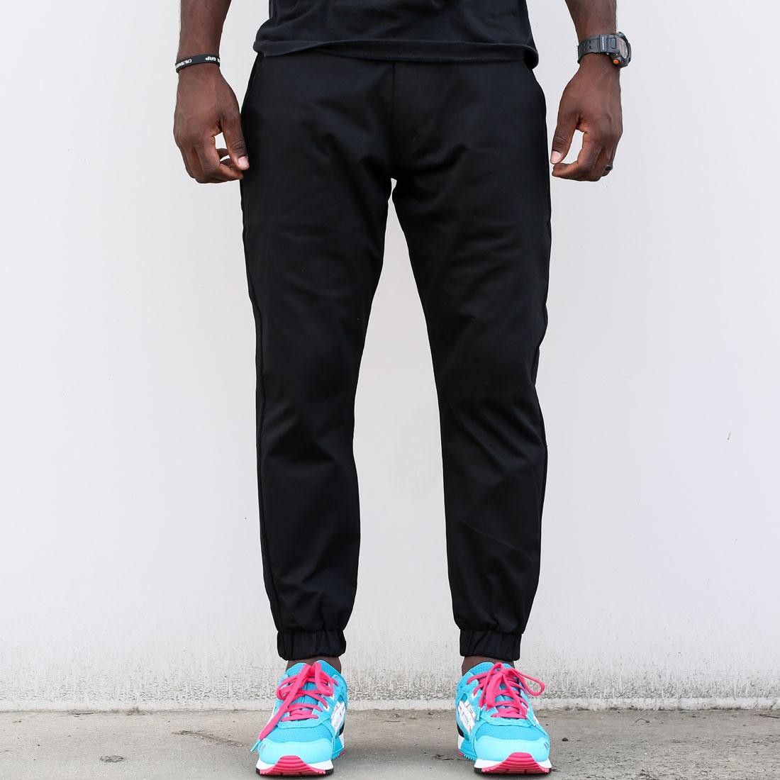 BAIT Basic Jogger Pants (black)