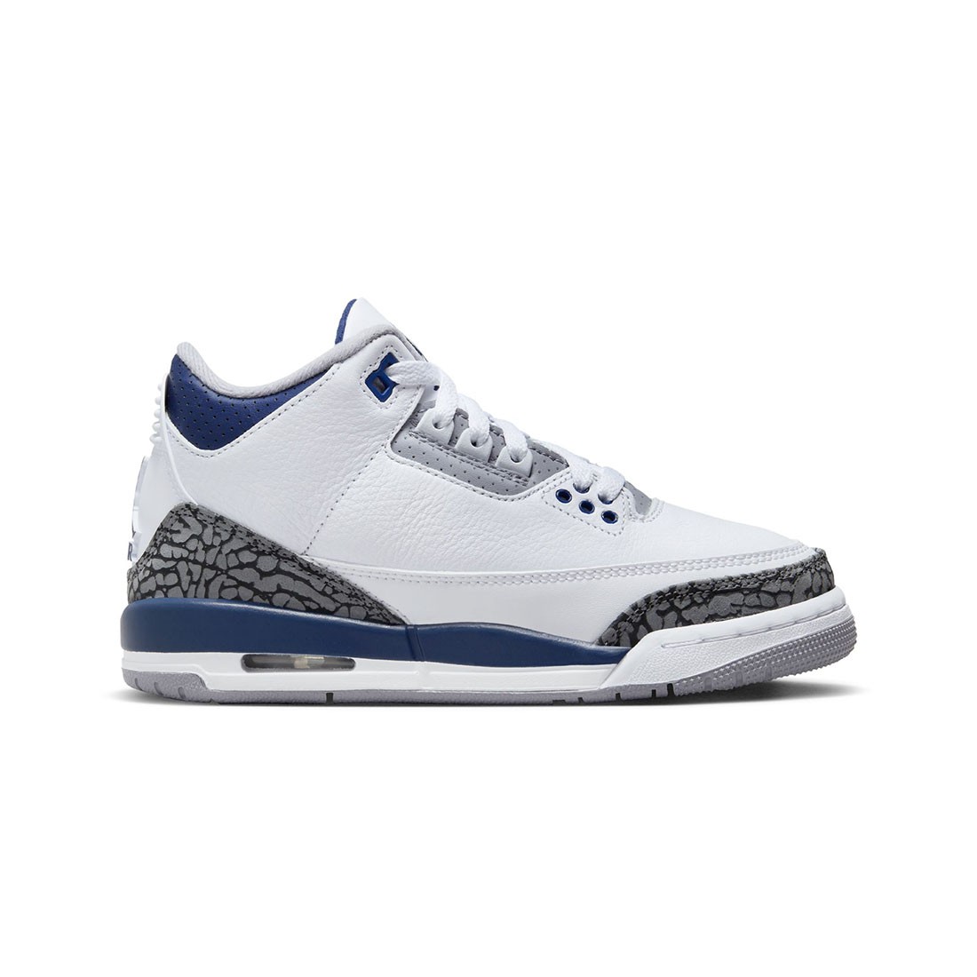 Air Jordan 3 Retro Big Kids (white / midnight navy-cement grey-black)