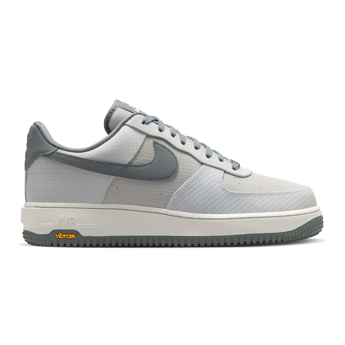 Nike Men Air Force 1 '07 Lx Vibram (summit white / smoke grey-light bone)