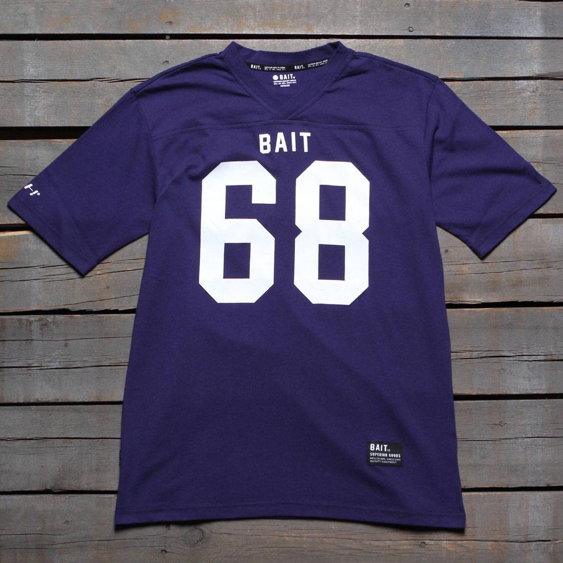 BAIT Men 68 Football Tee (dark blue)