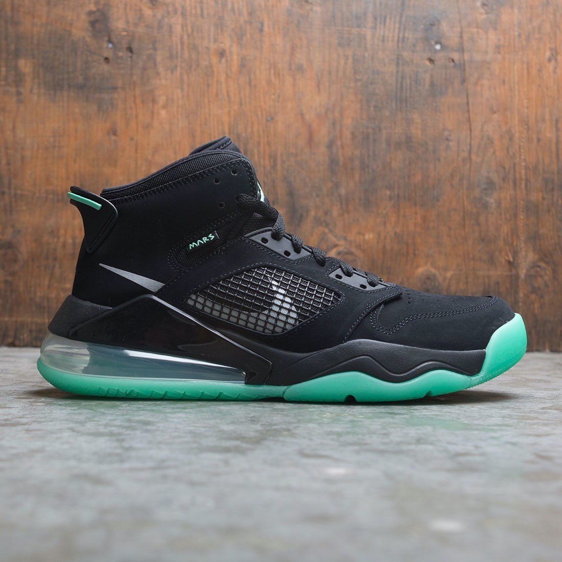 Jordan mars on sale 270 green glow