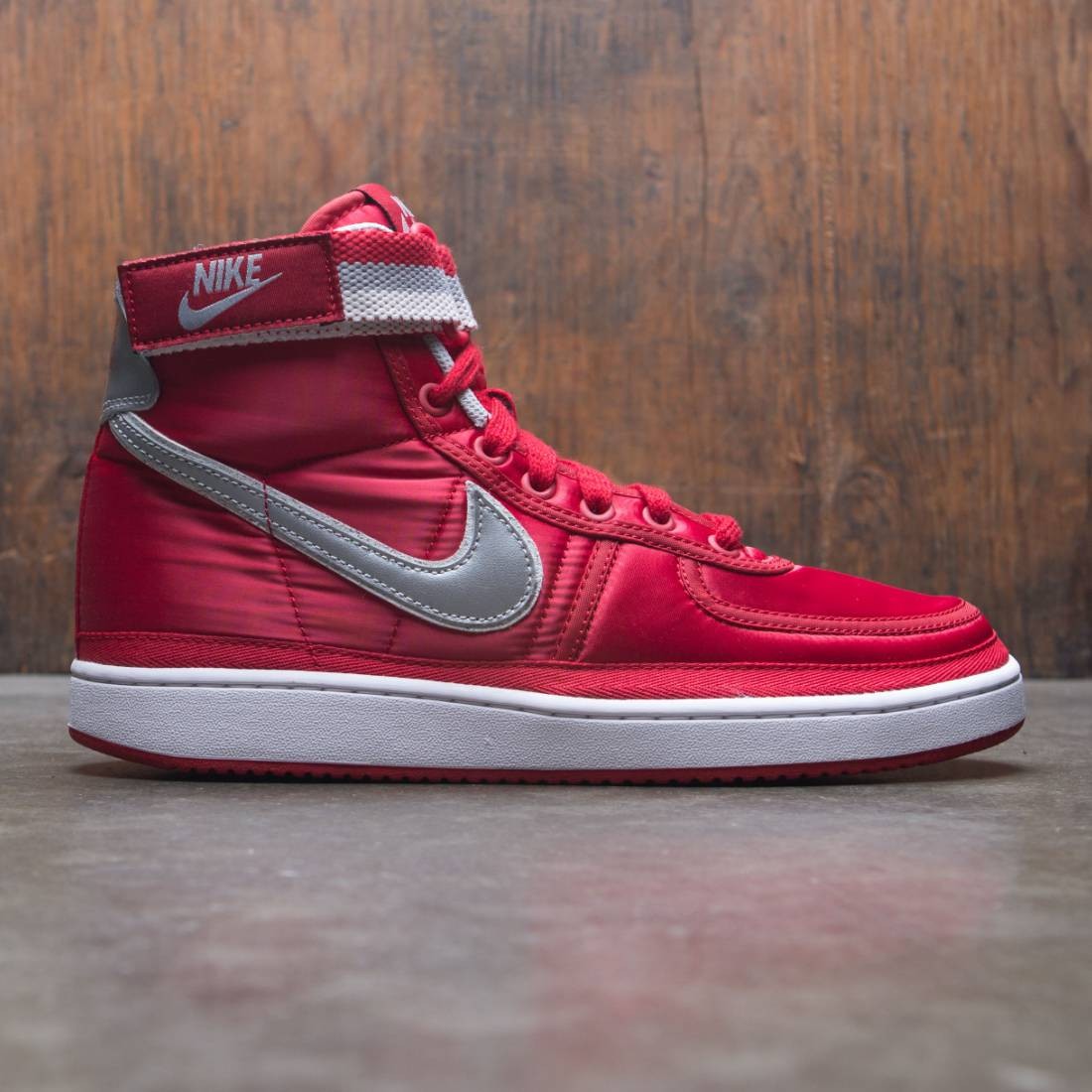 Nike vandal high supreme sales red