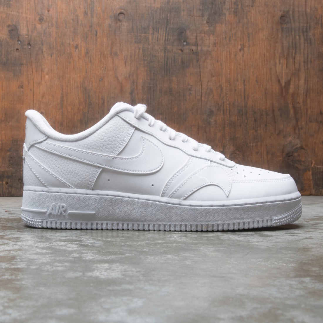 Nike Men Air Force 1 '07 Lv8 (white / white-white)