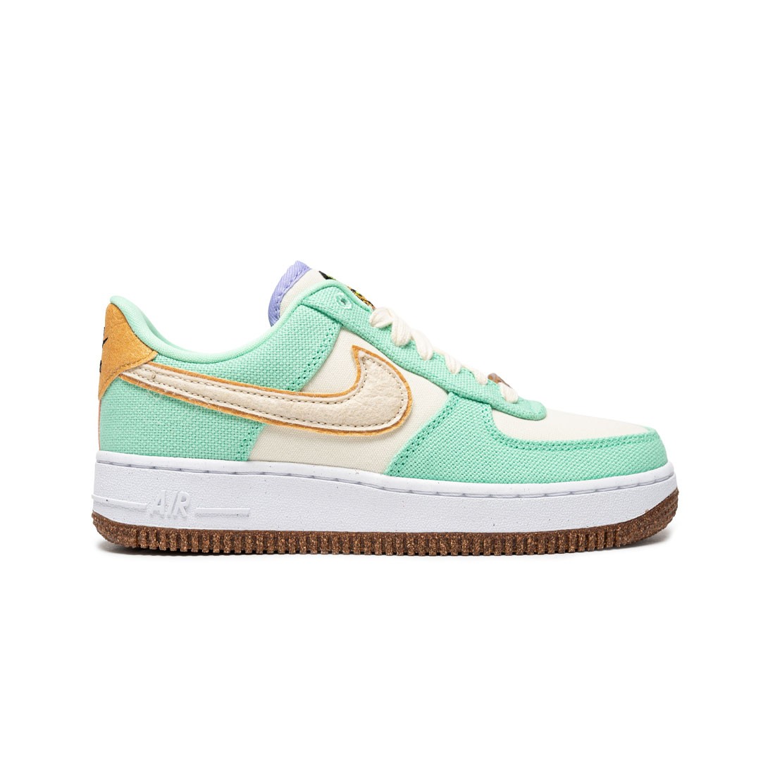 NIKE AIR FORCE 1 '07 TRIPLE WHITE GREEN WOMEN/GIRL GS MULTI SIZE *NEW * AF1