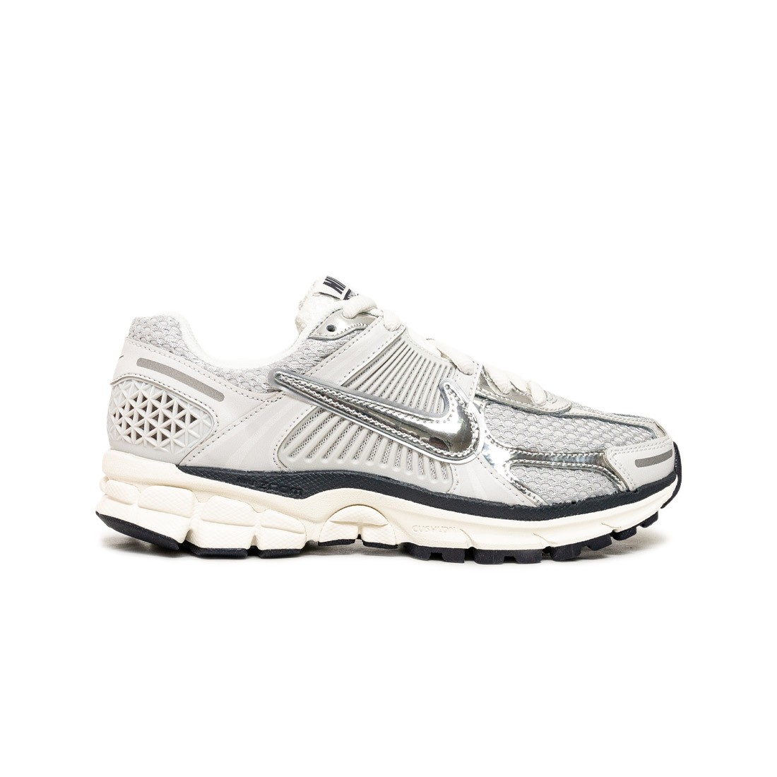 Nike Women W Nike Zoom Vomero 5 (photon dust / chrome-gridiron-sail)