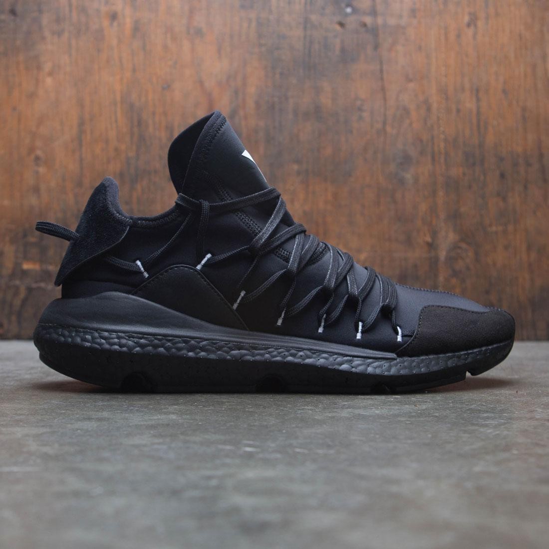 Y3 shoes store all black