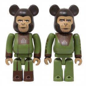 Medicom Planet Of The Apes Cornelius And Zira 100% Bearbrick Figure 2 Pack Set (green)