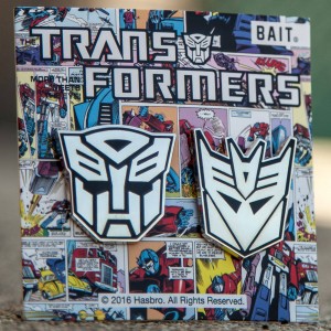 BAIT x Transformer Autobot Decepticon Logo 2 Pins (silver)