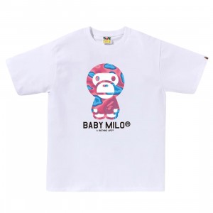 Cheap Urlfreeze Jordan Outlet x Attack On Titan Men Liquid Camo Baby Milo Tee (white / pink)