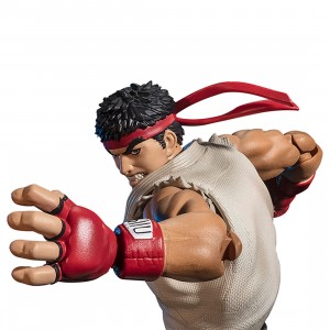 Bandai S.H.Figuarts Street Fighter Series Outfit 2 Ryu Figure (beige)