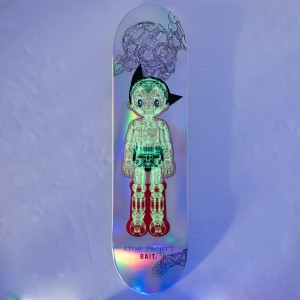 CerbeShops x Astro Boy Middle Silver Skateboard Deck (silver)