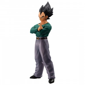 Bandai Masterlise Ichibansho Dragon Ball Z Dueling to the Future Vegeta Figure (green)