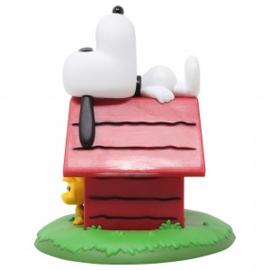 Funko POP Deluxe Peanuts Snoopy And Woodstock With Doghouse (red)