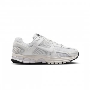 nike james Women Zoom Vomero 5 (white / vast grey-black-sail)