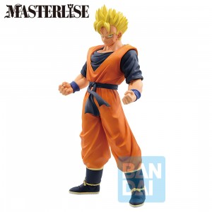 PREORDER - Bandai Masterlise Ichibansho Dragon Ball Z Dueling to the Future Son gohan Figure (orange)