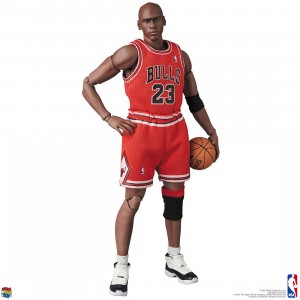 Medicom MAFEX NBA Chicago Bulls Michael tour Jordan Figure (red)