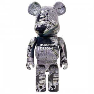 Medicom Benjamin Grant Overview Tokyo 1000% Bearbrick Figure (gray)