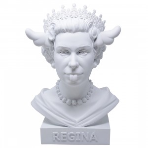 Medicom x SYNC x D*Face Dog Save The Queen Statue (white)