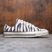 CONVERSE CHUCK TAYLOR ALL STAR PLATFORM CANVAS LOW TOP