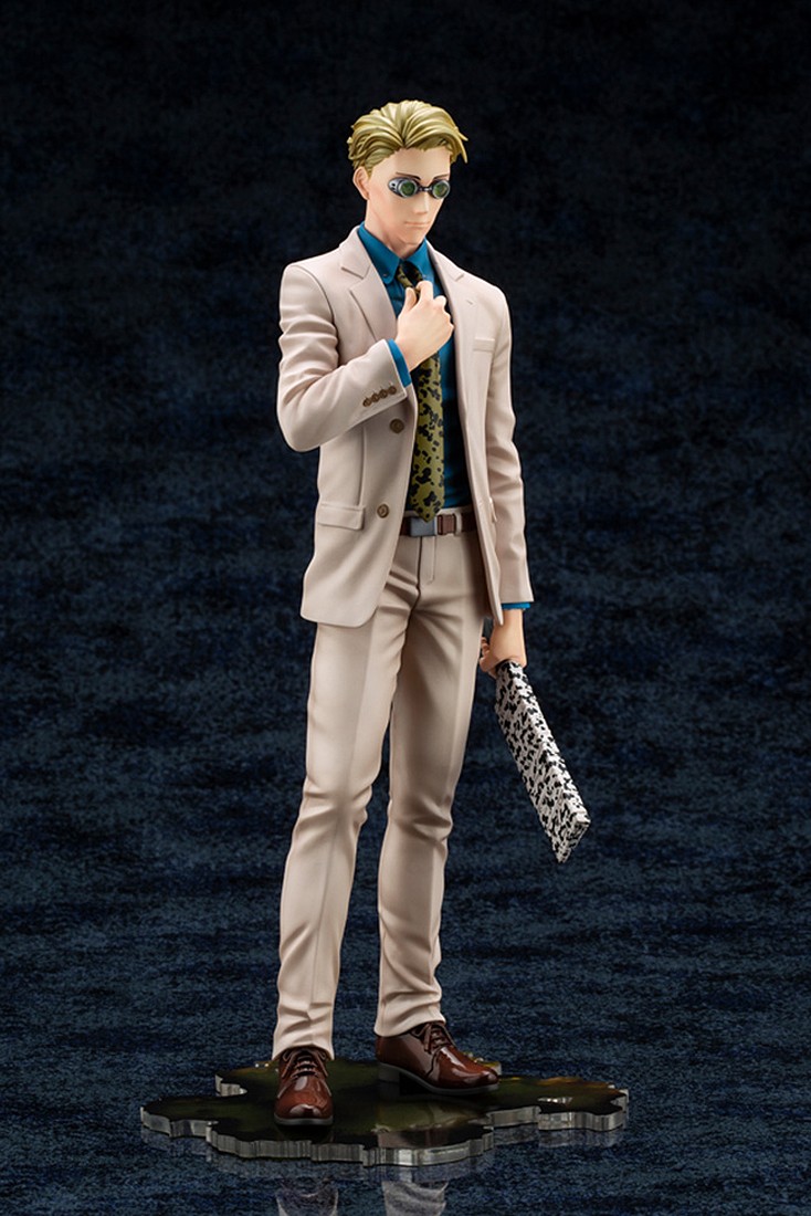 nanami statue