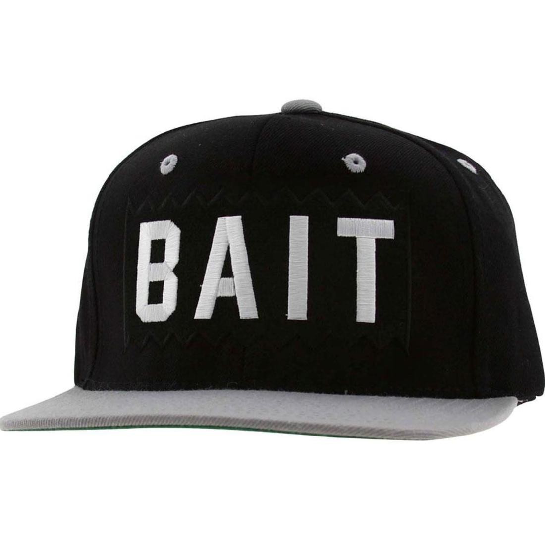 BAIT Box Logo Snapback Cap (black 