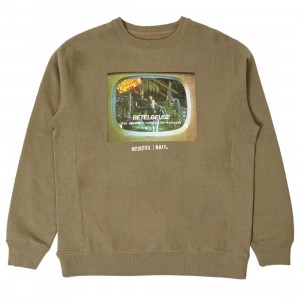 BAIT x Beetlejuice Men Commercial Crewnecek Sweater (green / olive)