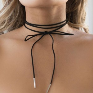 Strung Out Shop Kelby Suede Choker (black / silver)