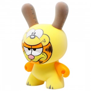 Kidrobot Garfield El Impostor By WuzOne 8 Inch Dunny Art Figure (beige)