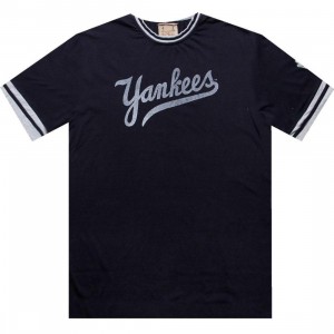 Red Jacket New York Yankees Remote Control Tee (navy)