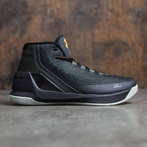 Under Armour x Steph Curry Men Curry 3 - Flight Jacket (green / black)